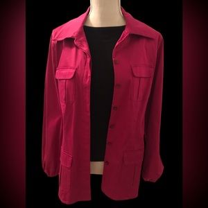 Jacket w/belt and pockets